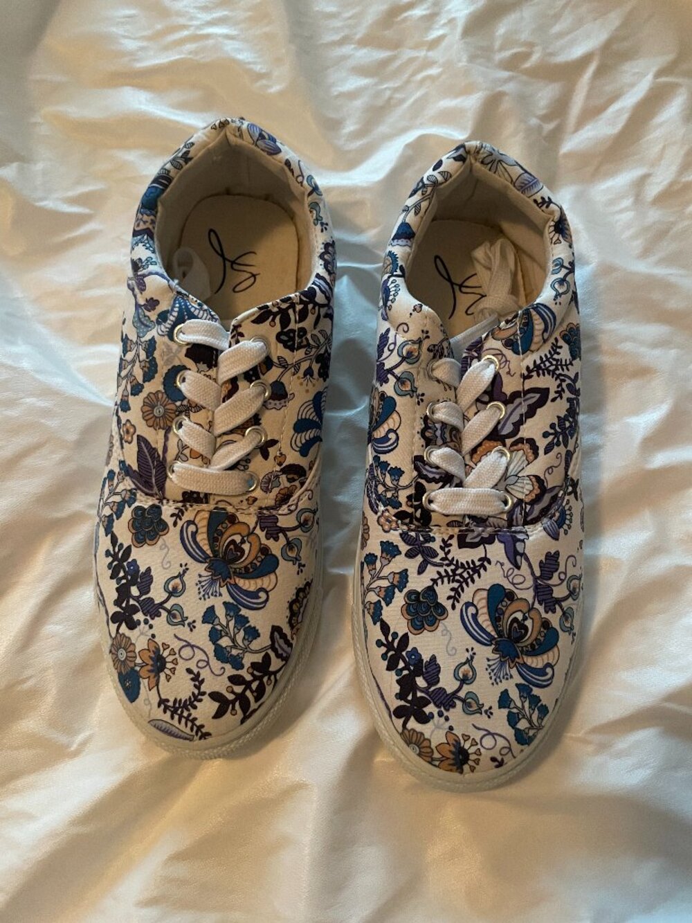 Printed canvas sneakers - size 8